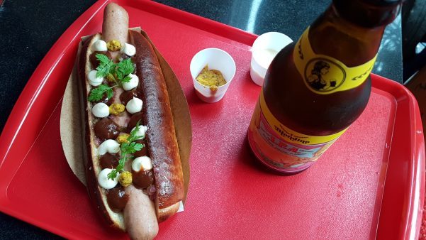 hot pork, cachorro quente, porco quente, rueda, casa do porco, dona onça, república, cidra